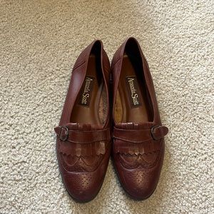 Vintage brown leather loafers